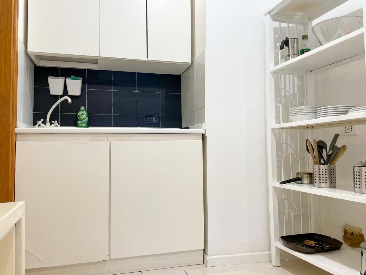Colosseo 13 Boutique Apartment Рим Экстерьер фото